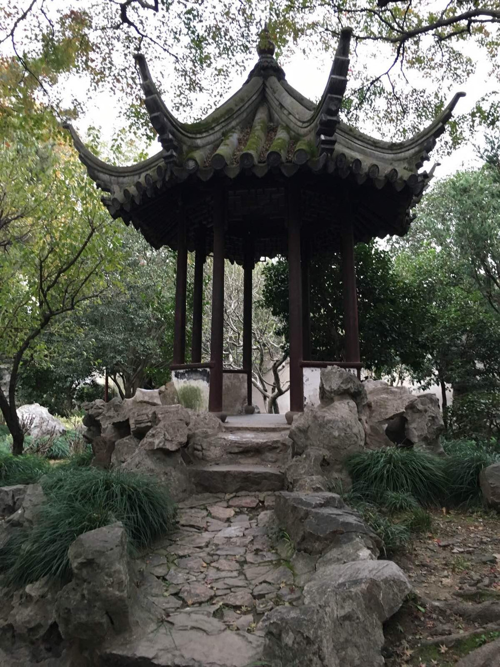 园林亭子：诗意栖息的画卷