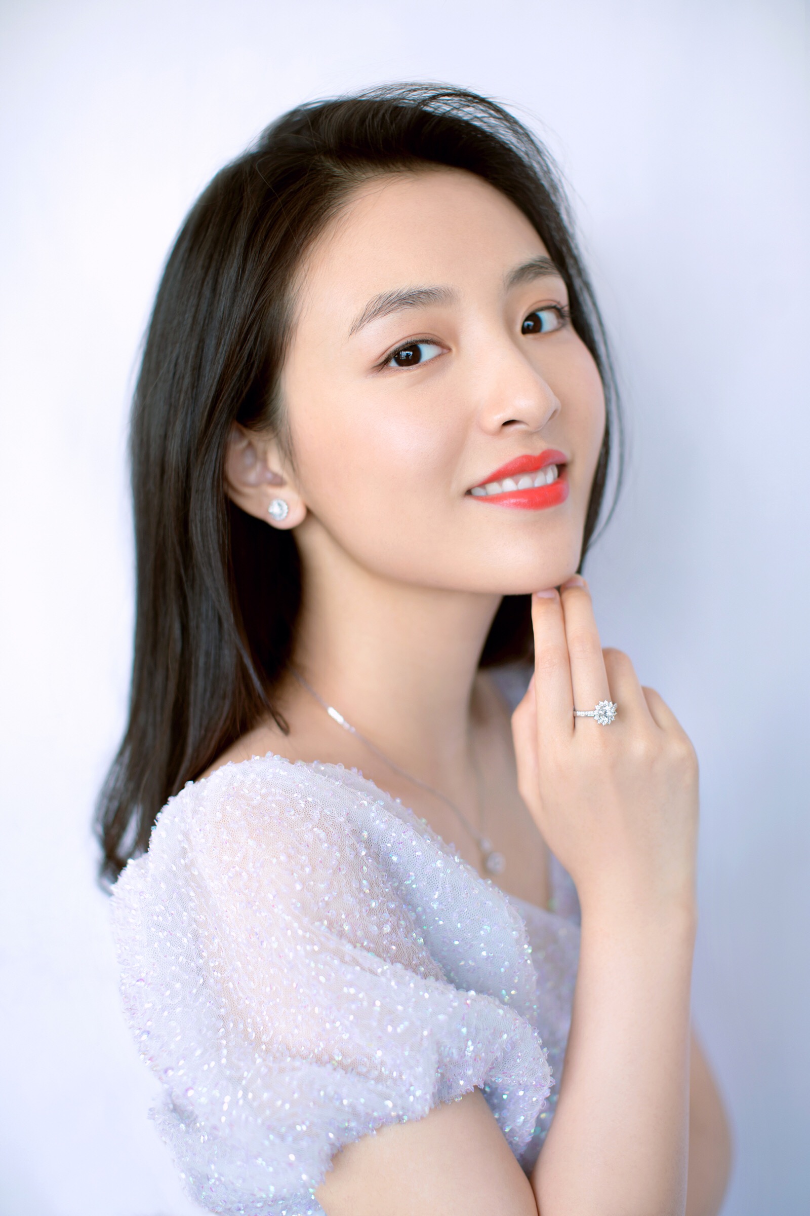《吴倩平面设计：高清视觉盛宴》
