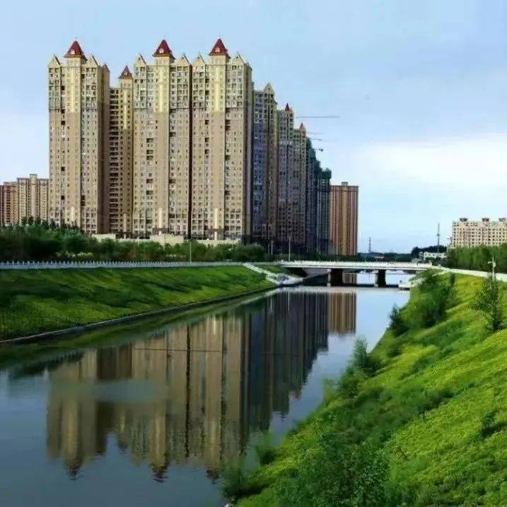 前庭绿化，绘就生态画卷